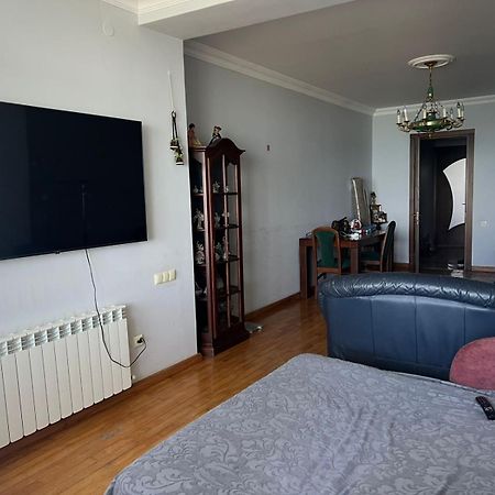 Apartment Rustaveli 57 باتومي المظهر الخارجي الصورة