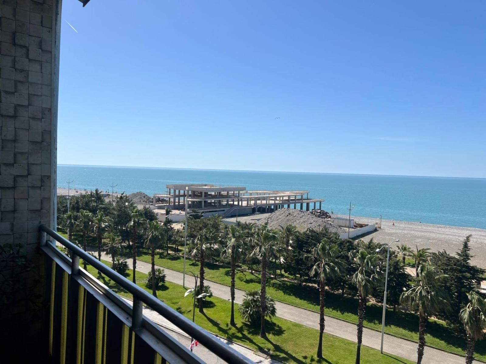 Apartment Rustaveli 57 باتومي المظهر الخارجي الصورة