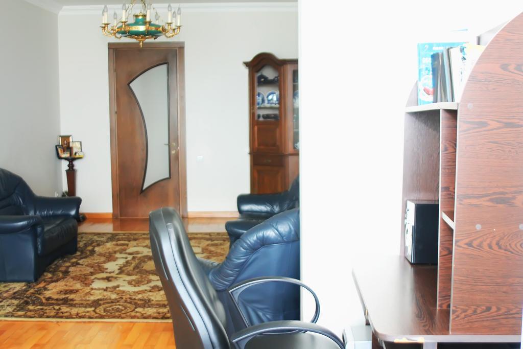 Apartment Rustaveli 57 باتومي المظهر الخارجي الصورة