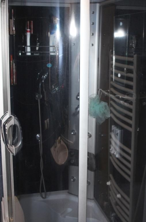 Apartment Rustaveli 57 باتومي المظهر الخارجي الصورة