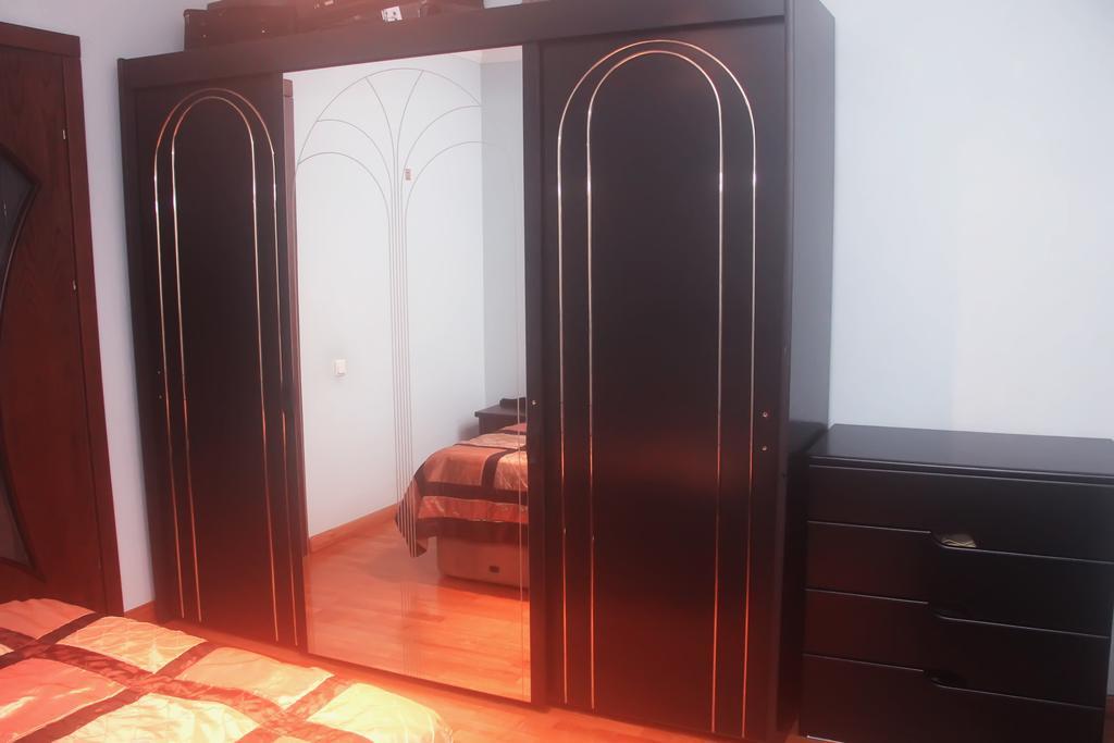 Apartment Rustaveli 57 باتومي المظهر الخارجي الصورة